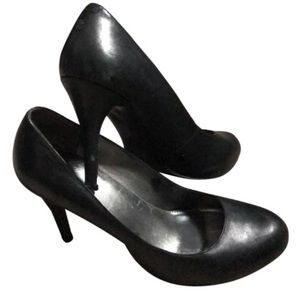 Marc Fisher Black Pumps
